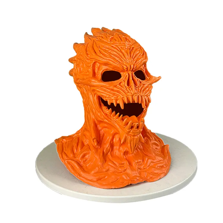EVA Demon Mask: Tajemství oblíbené pokrývky hlavy Halloweenu